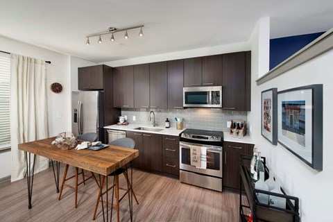 Kitchen | Glenwood at Grant Park